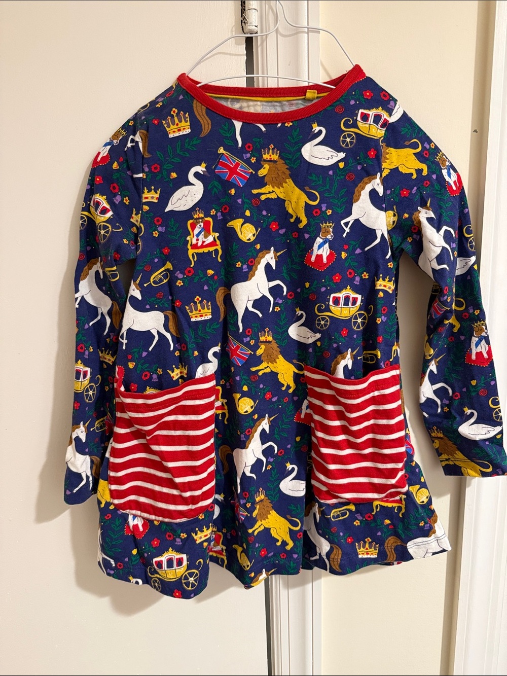 Mini BODEN British Lion Queen Dog Unicorn Crown Tunic Top